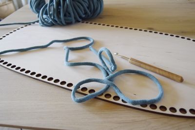 Holzboden für Moseskörbchen,  Holzboden und Matratze in verschieden Größen und 2 Lochgrößen