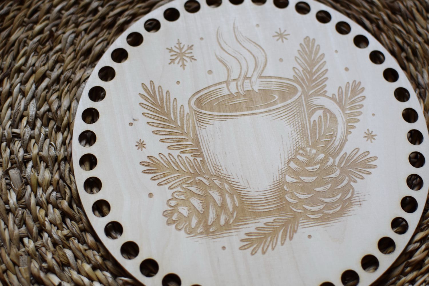 WEIHNACHTS TEE,  Holzböden mit Motiv, Rund in allen Größen und Lochgrößen