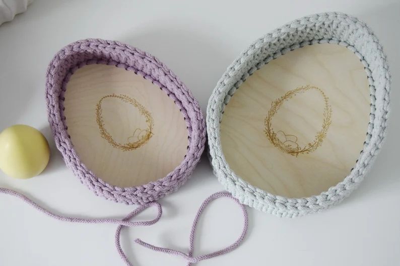 Holzboden in Ei-Form zum Häkeln – Osternest