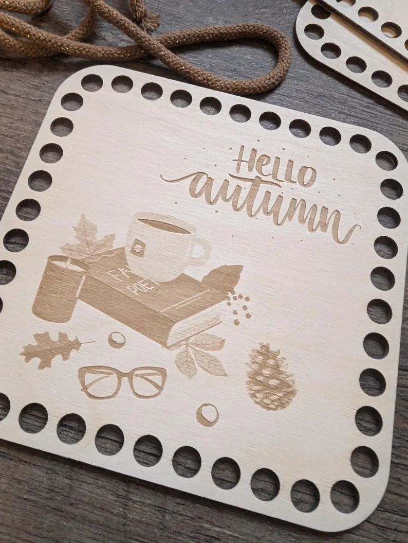 HELLO AUTUM BÜCHER,  Holzböden Quadrat mit runden Ecken in 3 Größen