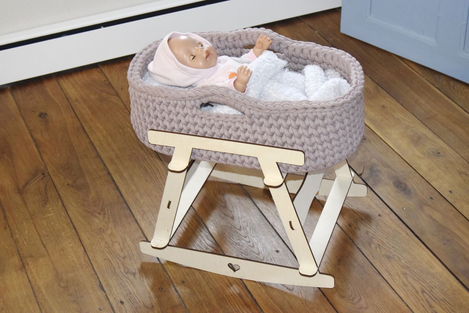 Puppen moseskörbchen mit gestell