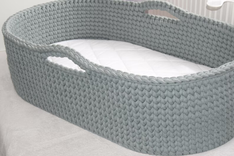 Handgehäkeltes Baby-Moseskörbchen – Größen L &amp; XXL für JUMBO Bobbiny, nachhaltig &amp; stabil