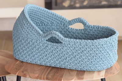Handgehäkeltes Baby-Moseskörbchen mit Dach – Größen L &amp; XXL für JUMBO Bobbiny, nachhaltig &amp; stabil