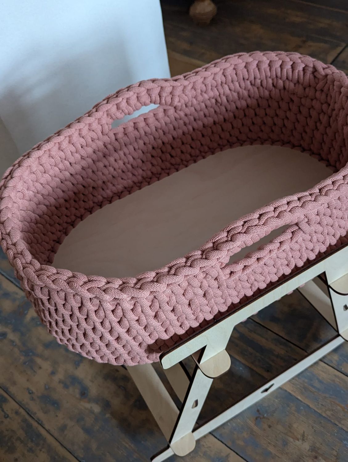 DIY  Puppenmoseskörbchen MADITA  in Wunschfarbe Moseskorb Puppenmoseskorb