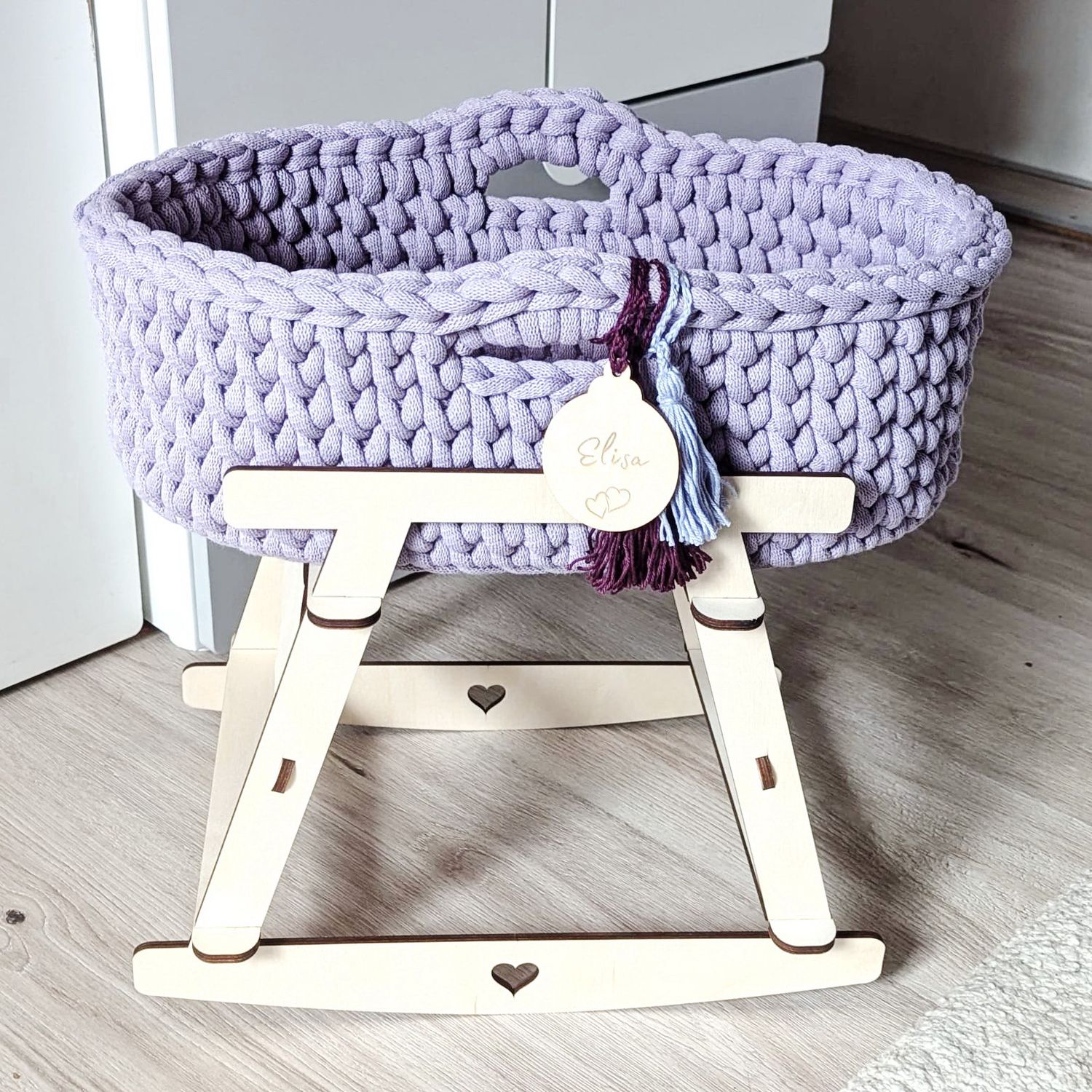 Puppenmoseskörbchen mit Schaukelgestell