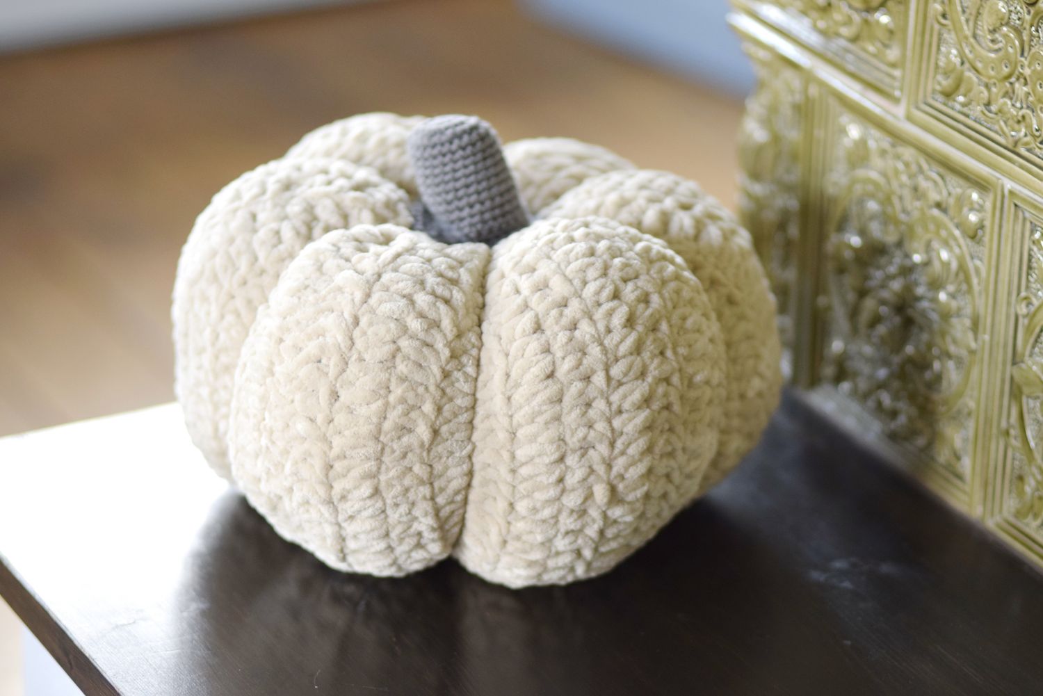Anleitung Kürbiskissen CUDDLY zum selberhäkeln