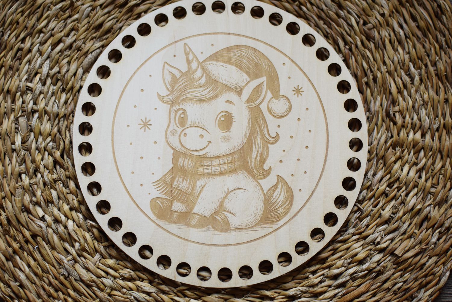 WEIHNACHTS TEE,  Holzböden mit Motiv, Rund in allen Größen und Lochgrößen