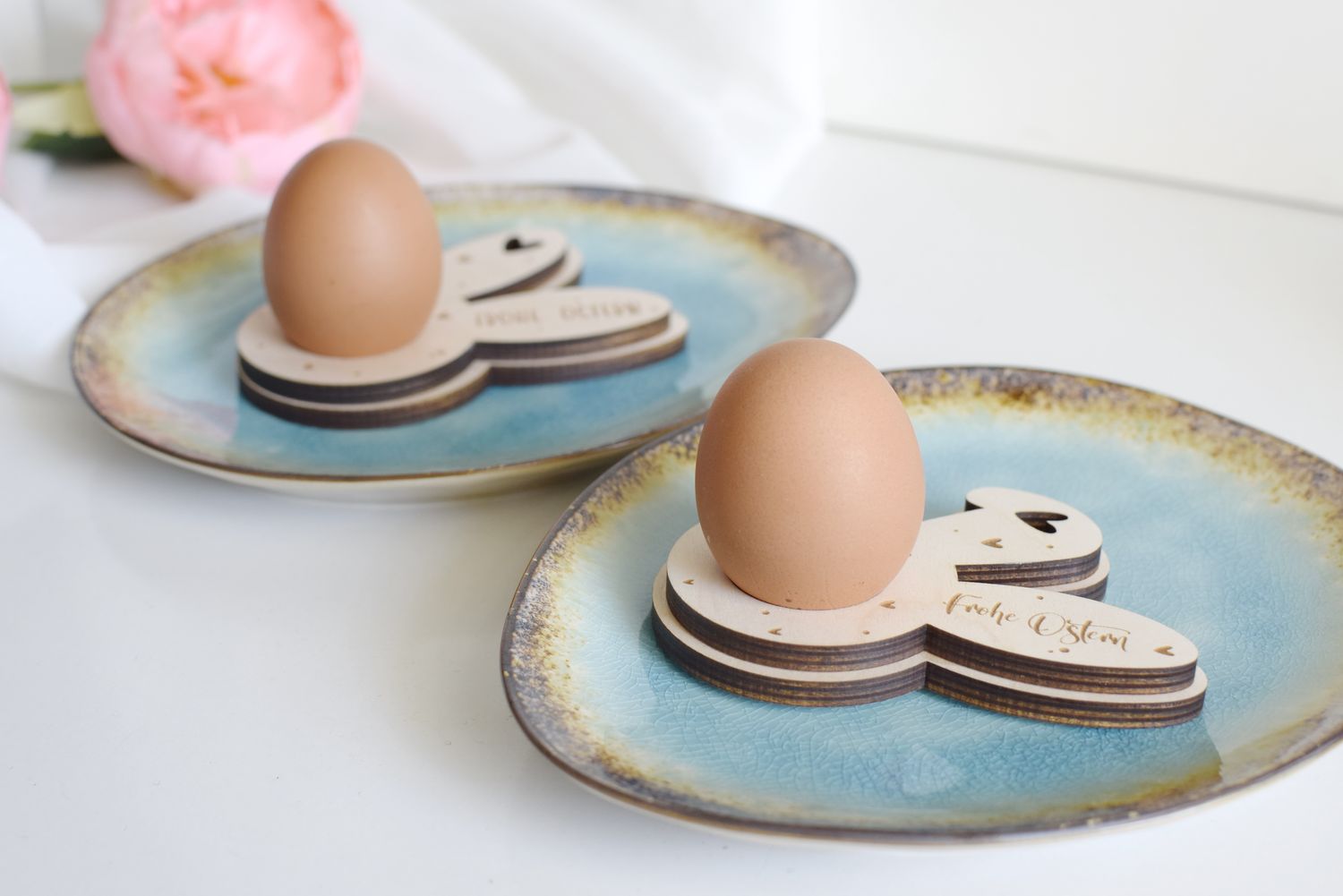 Personalisierter Eierbecher Ostern aus Holz