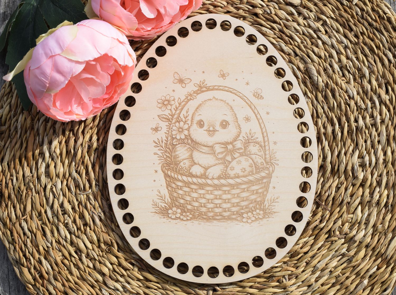 Holzboden in Ei-Form zum Häkeln – Frühlingsmotiv