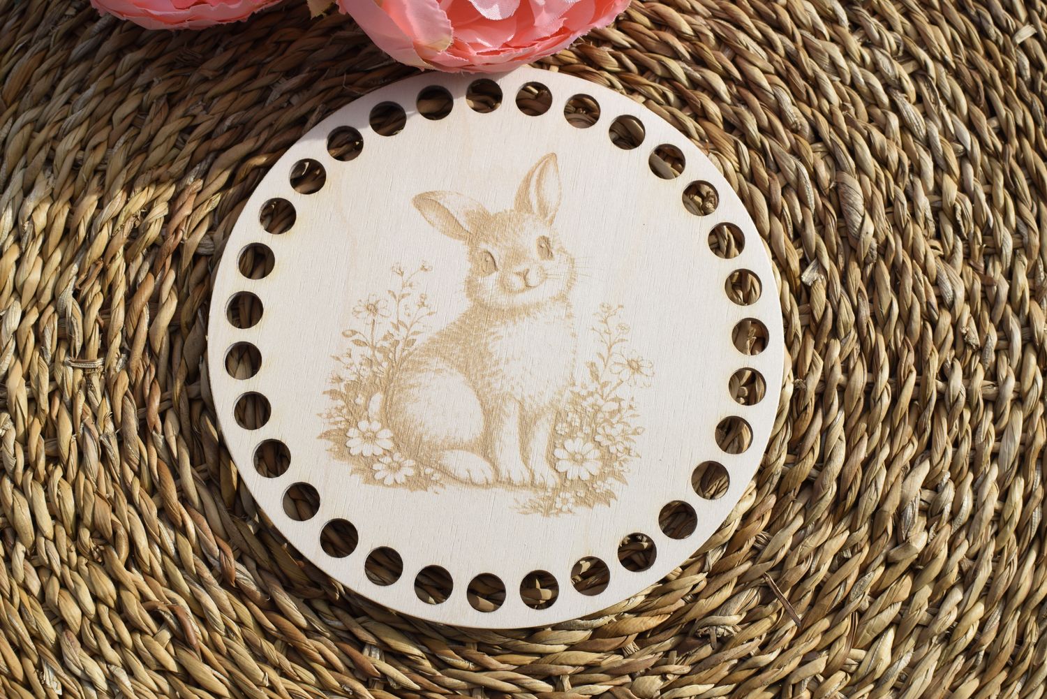 Holzboden mit Häschen in 4 verschieden Motiven und Lochgrößen