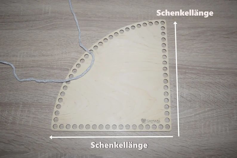 Holzboden ECKE in 5 Größen und 2 Lochgrößen
