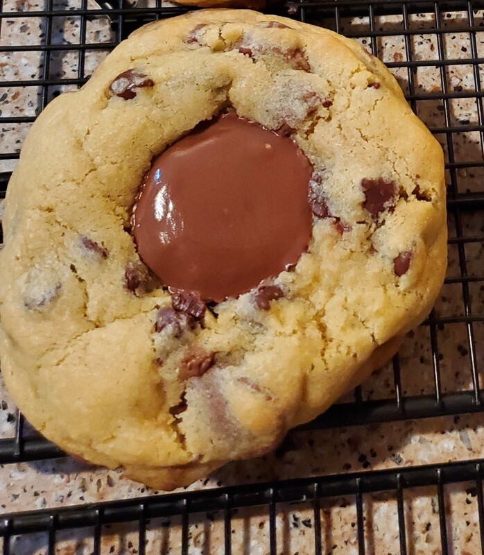 Reese Cup Chocolate Chip Cookies 8-3 oz cookies