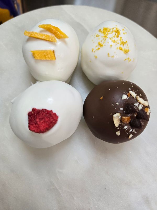 Cake Truffle Flat