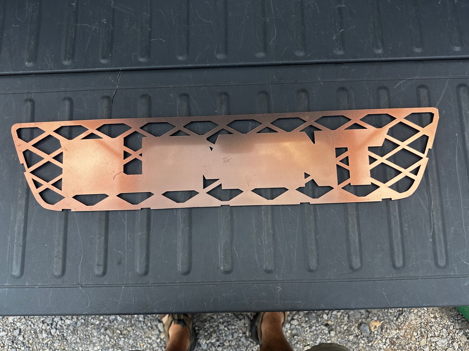 Discounted • Boss Badge Grille • 2003-2006