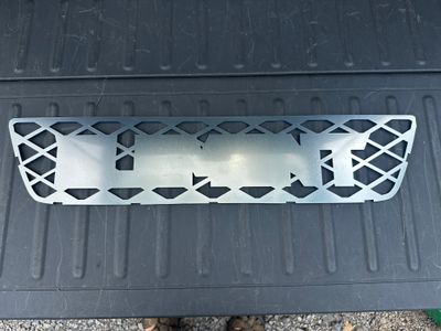 Discounted • Boss Badge Grille • 2003-2006