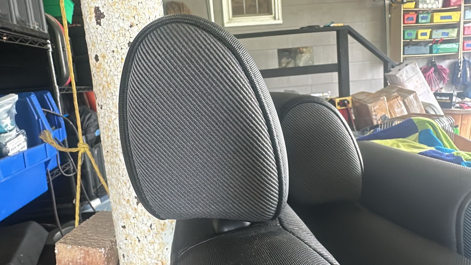 Headrests (Rear)