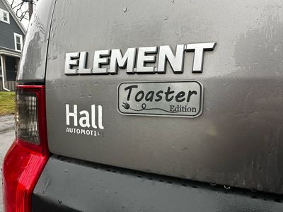 Toaster Edition Badge – Stainless Steel/Black