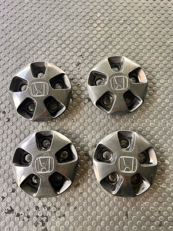 Steelie Center Hub Caps | Gloss Black | Used Steelie Center Hub Caps | Gloss Black | Used