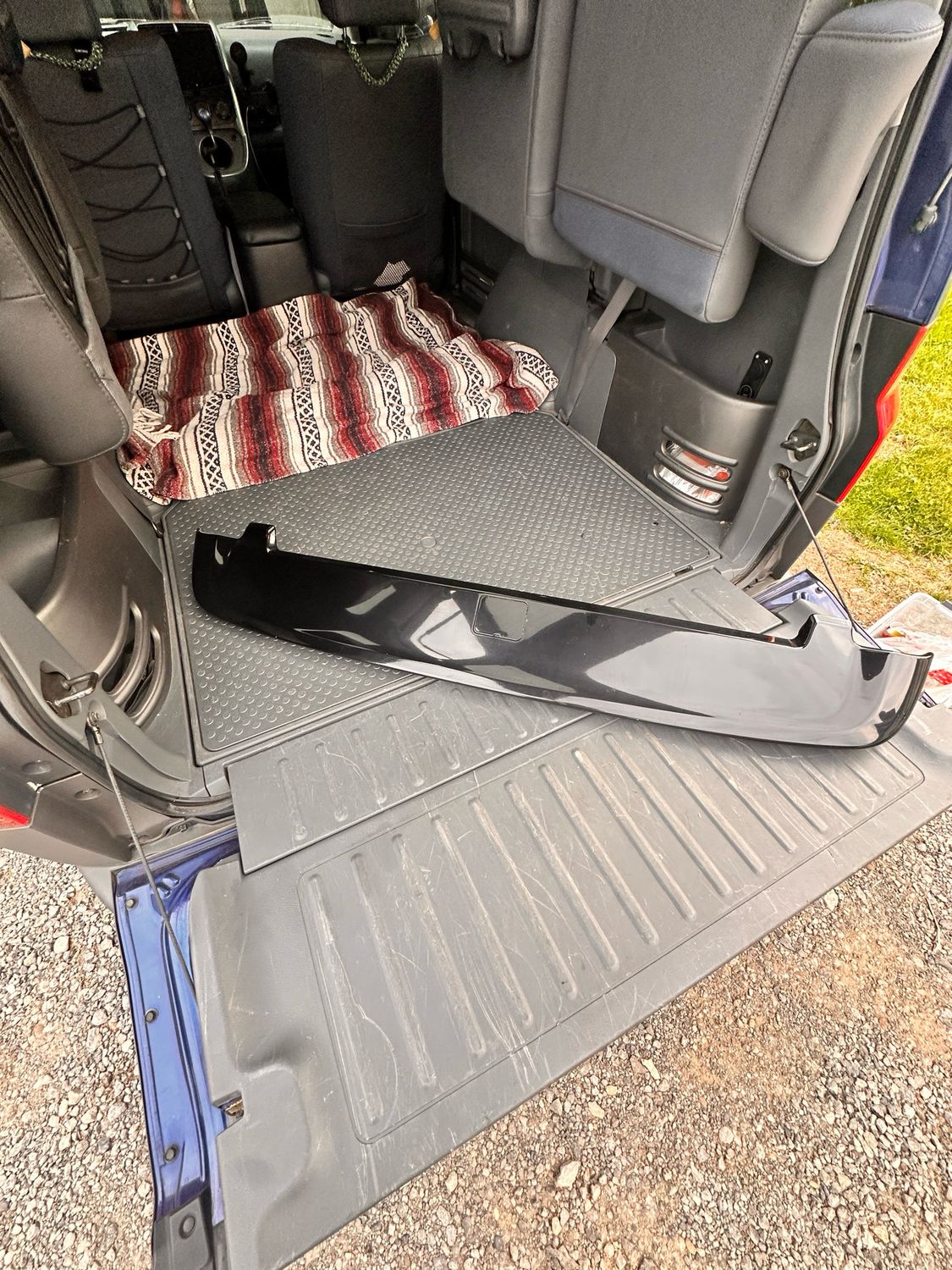 Honda Element SC Rear Spoiler – OEM – Black (Rare)