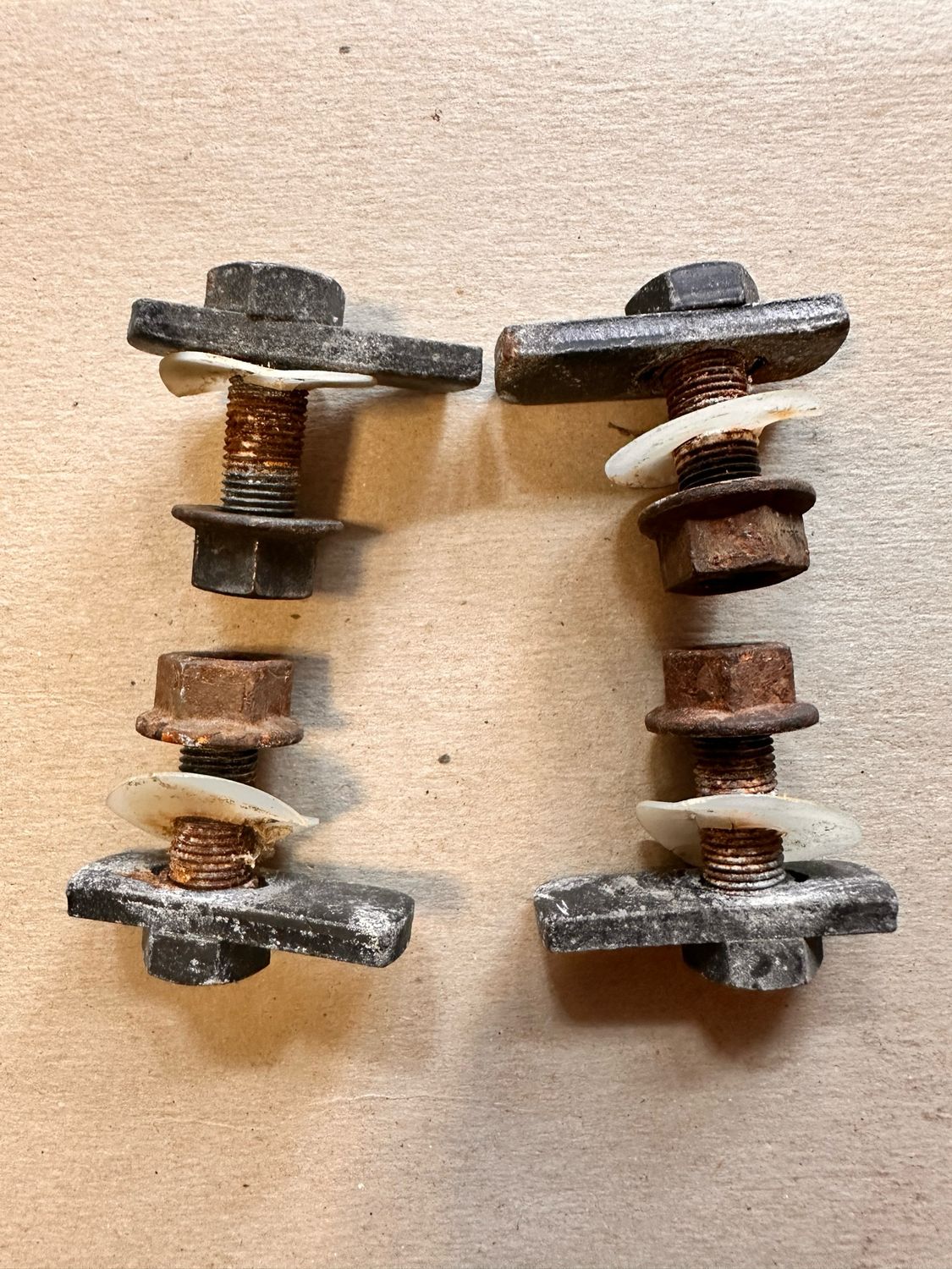 Genuine OEM Honda Element Side Step Rear Hardware Kit (Used)