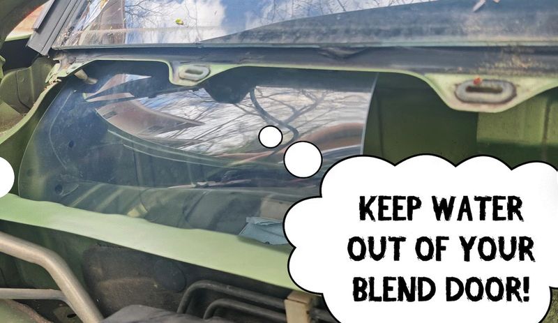 Splash Shield for Cabin Filter/Blend Door