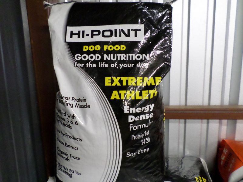 Hi-Point Extreme Athlete Dog Food (Black)