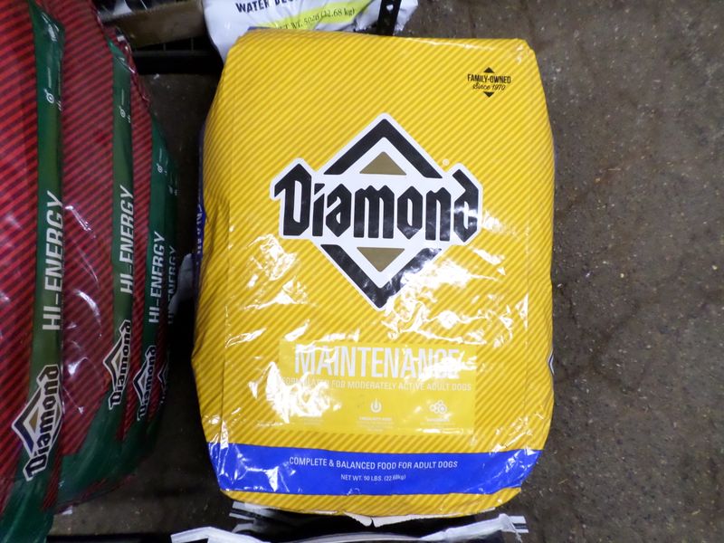 Diamond Maintence Dog Food
