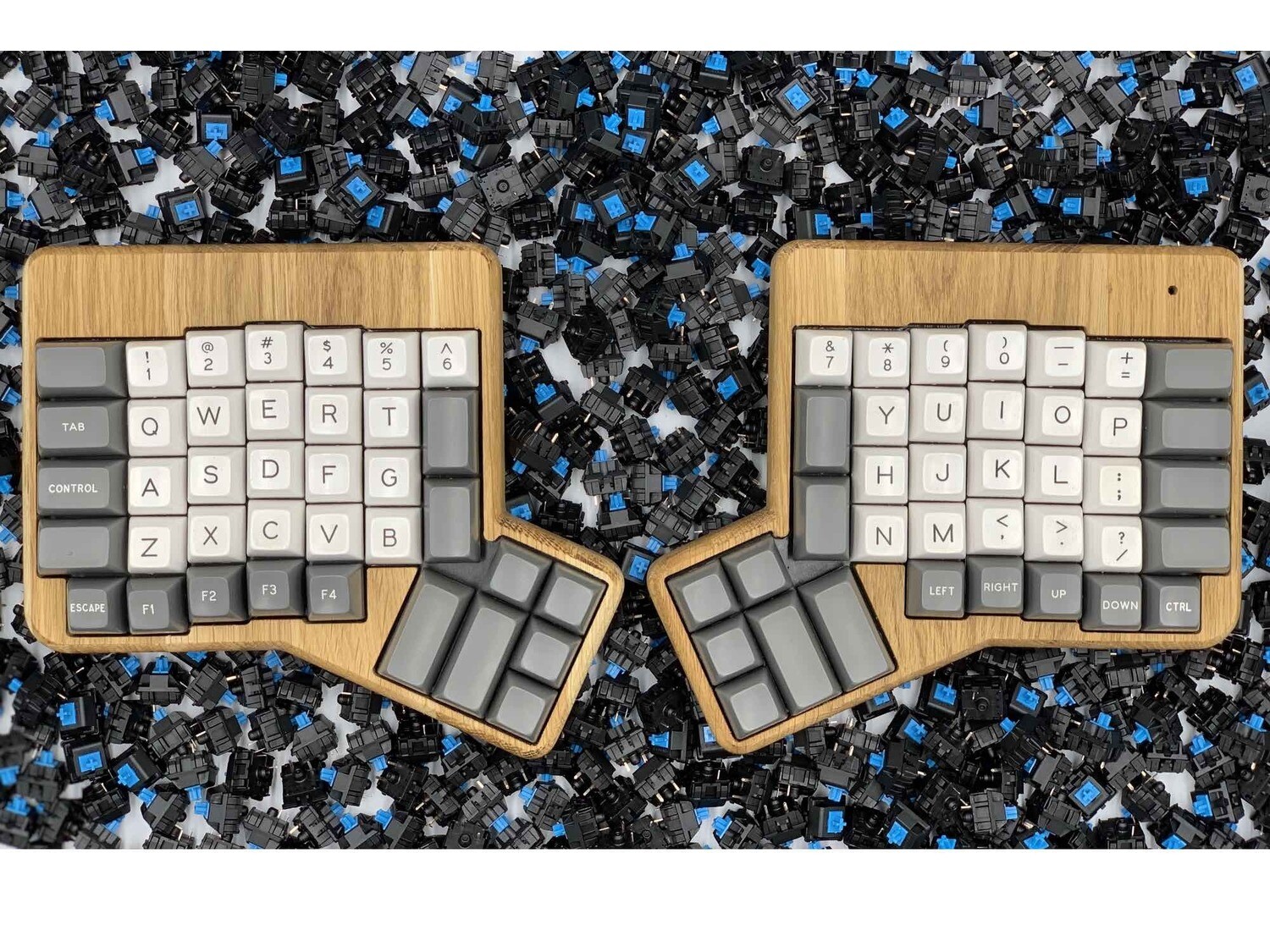 B-Stock ErgoDox Standard LIFT Oak Wood Case High Profile