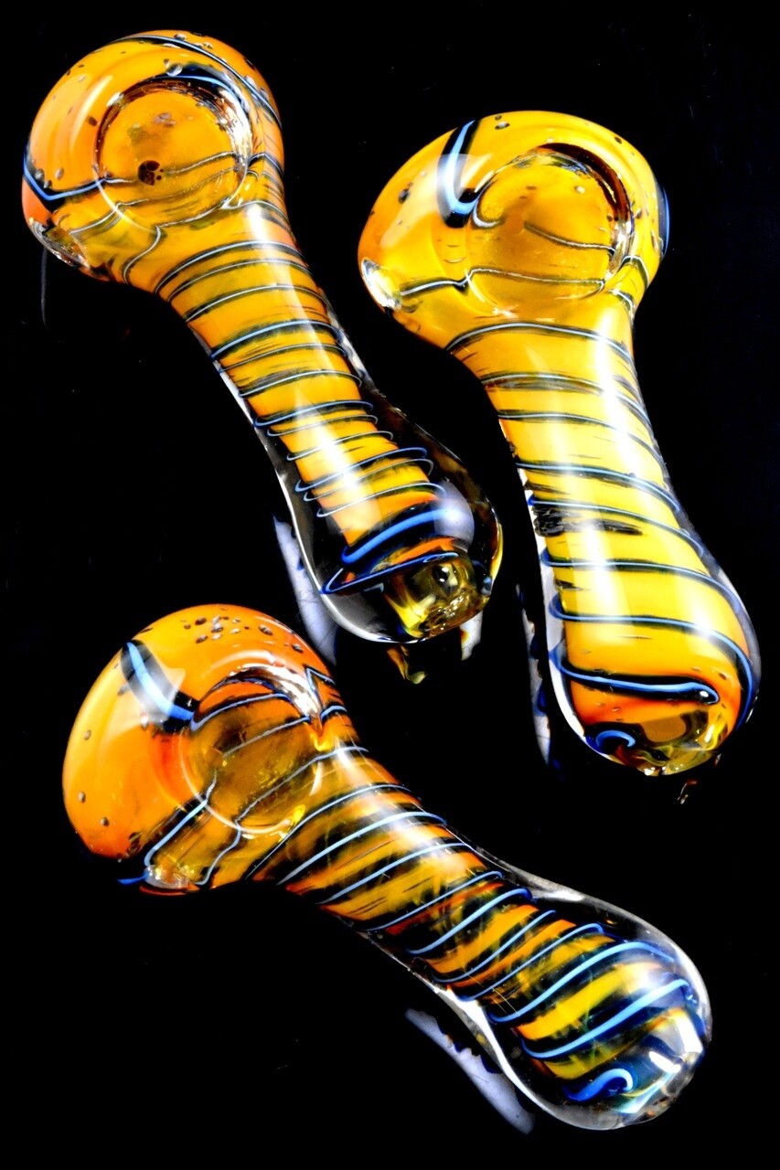 3.25 &quot; Small Gold Fumed Spiral Striped Glass Pipe