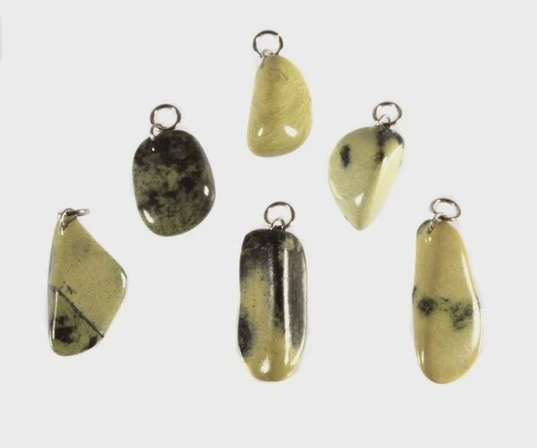 edelsteen hangertje: CHYTA of WERDIET