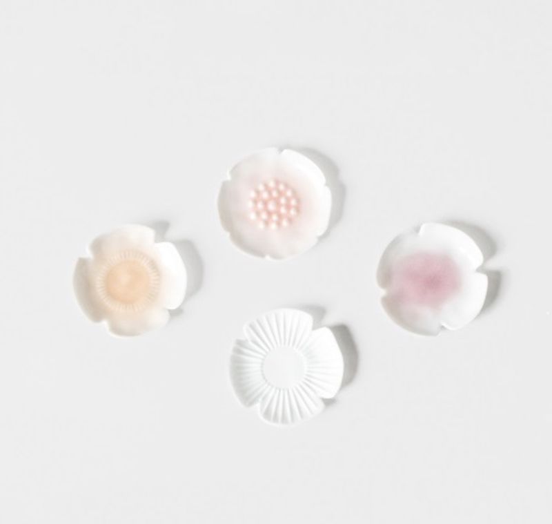 Porseleinen strooibloemetje