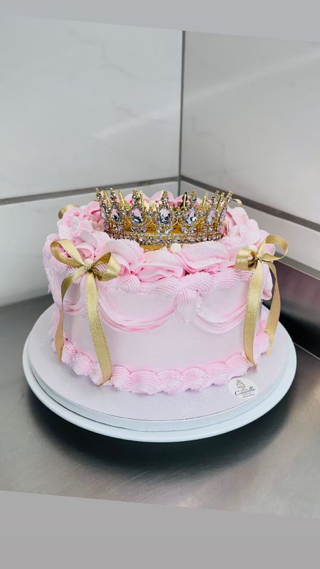 Vintage Cake „Crown“