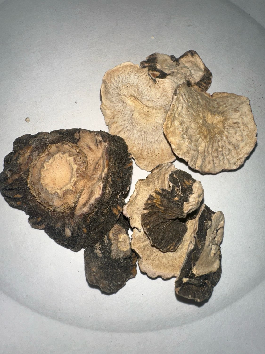 Raw Black Maca