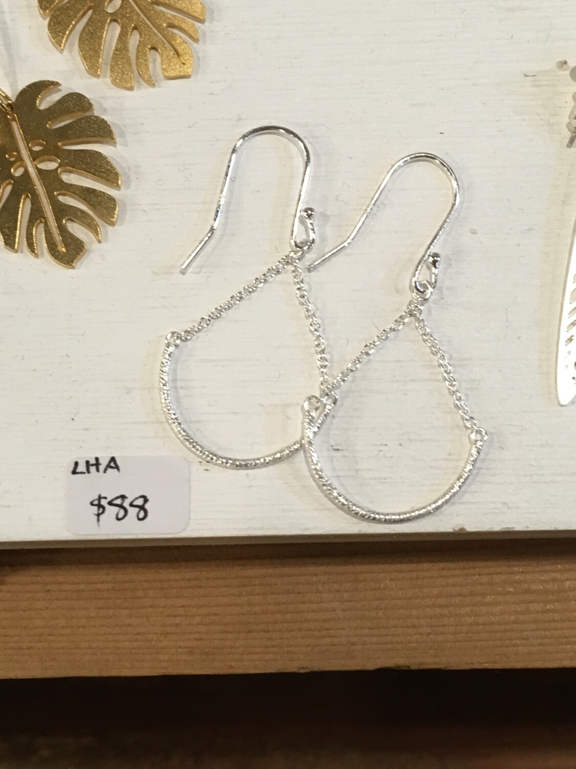 Lovehate ER Silver Hanging Arch Earrings