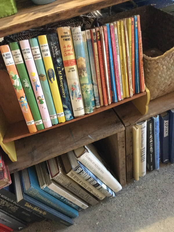Vintage Book - Secondhand Books                         Price Variants