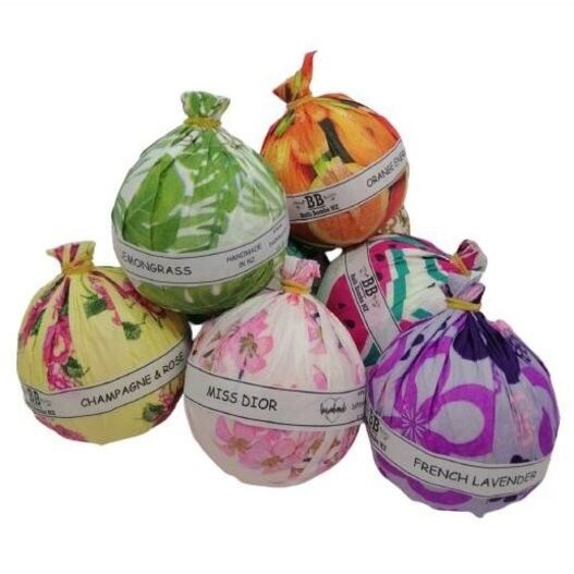 Large Bath Bombs Made In Tauranga