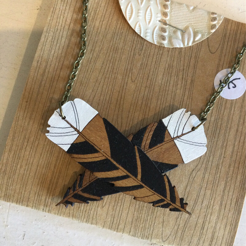 Natty Rimu Wood Necklace