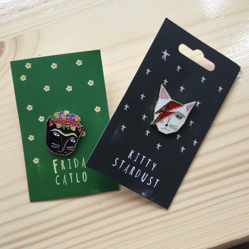 Hello Sunday Badges - Cat