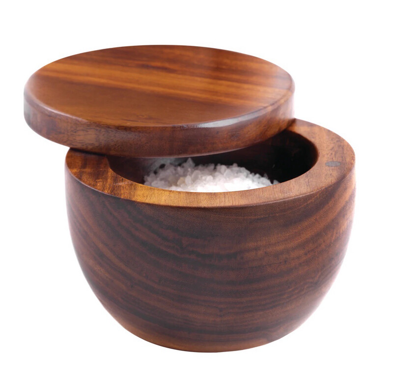 Acacia Salt Pig, Nel Lusso