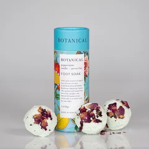 Botanical Peppermint , Vanilla &amp; Green Clay Foot Soak Trio