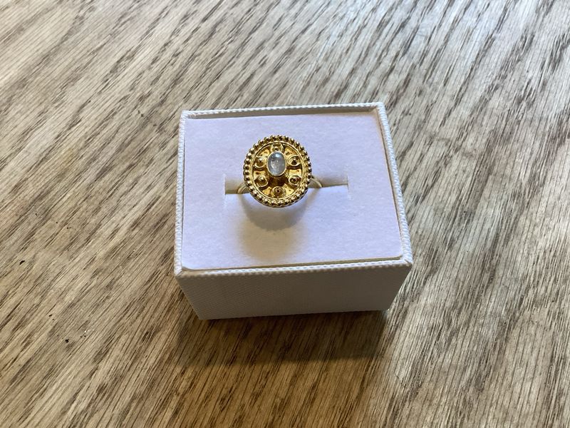Cloud Nine MAGNOLIA RING - GOLD