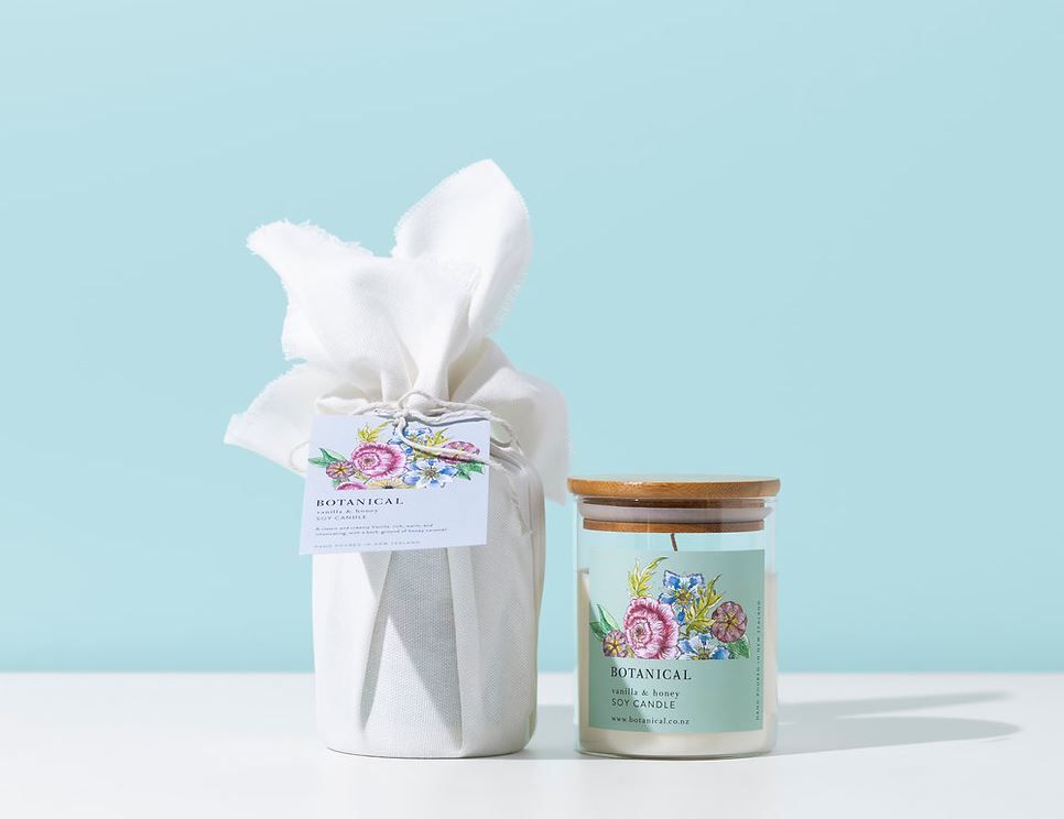 Soy Candle, Botanical, Fragrance: 3. Vanilla and Honey