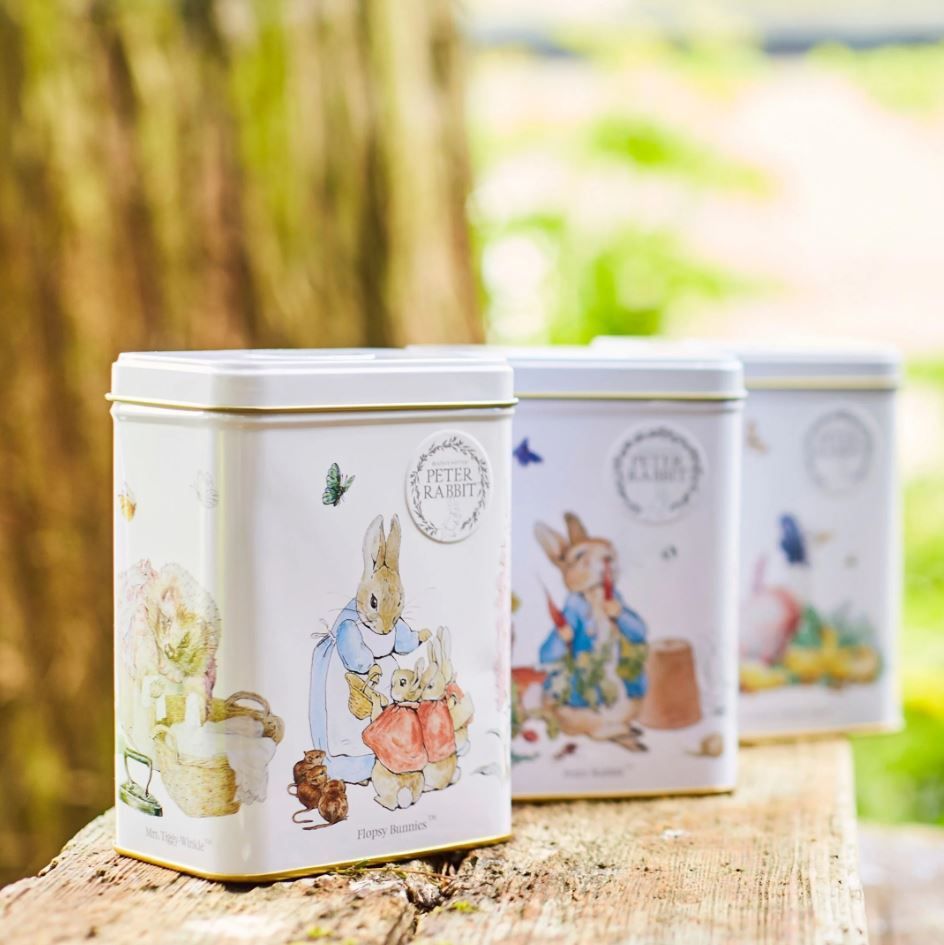 Alice In Wonderland &amp; Friends Teas
