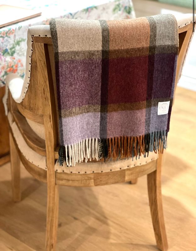 Exquisite New Zealand Wool Blankets