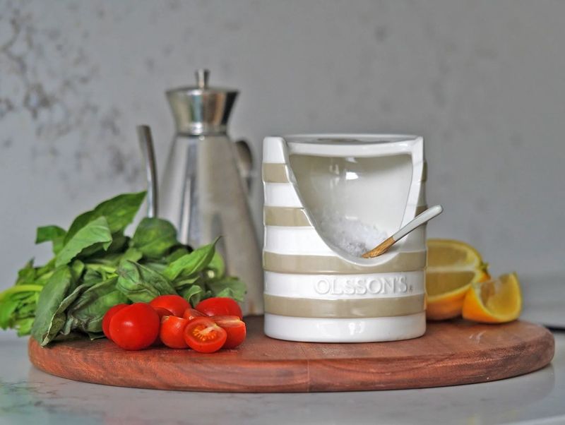 Olsson’s Salt Pinch Pot With Wooden Spoon
