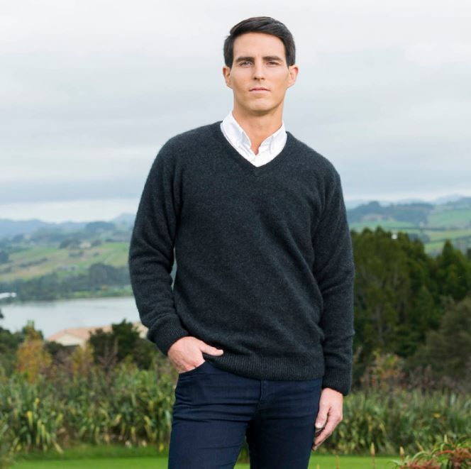 Koru  Knit Wear Merino Lambs Wool &amp; Possum Fur V Neck Jumper