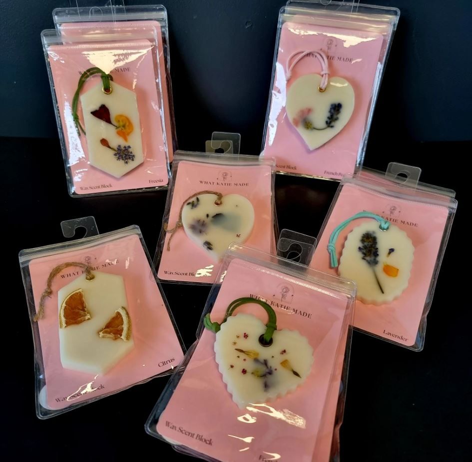 What Katie Made Candles And Wax Scent Blocks