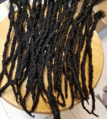 Dreadlocks handmade 10 pieces 6&quot; and up&quot; black 100% human hair.