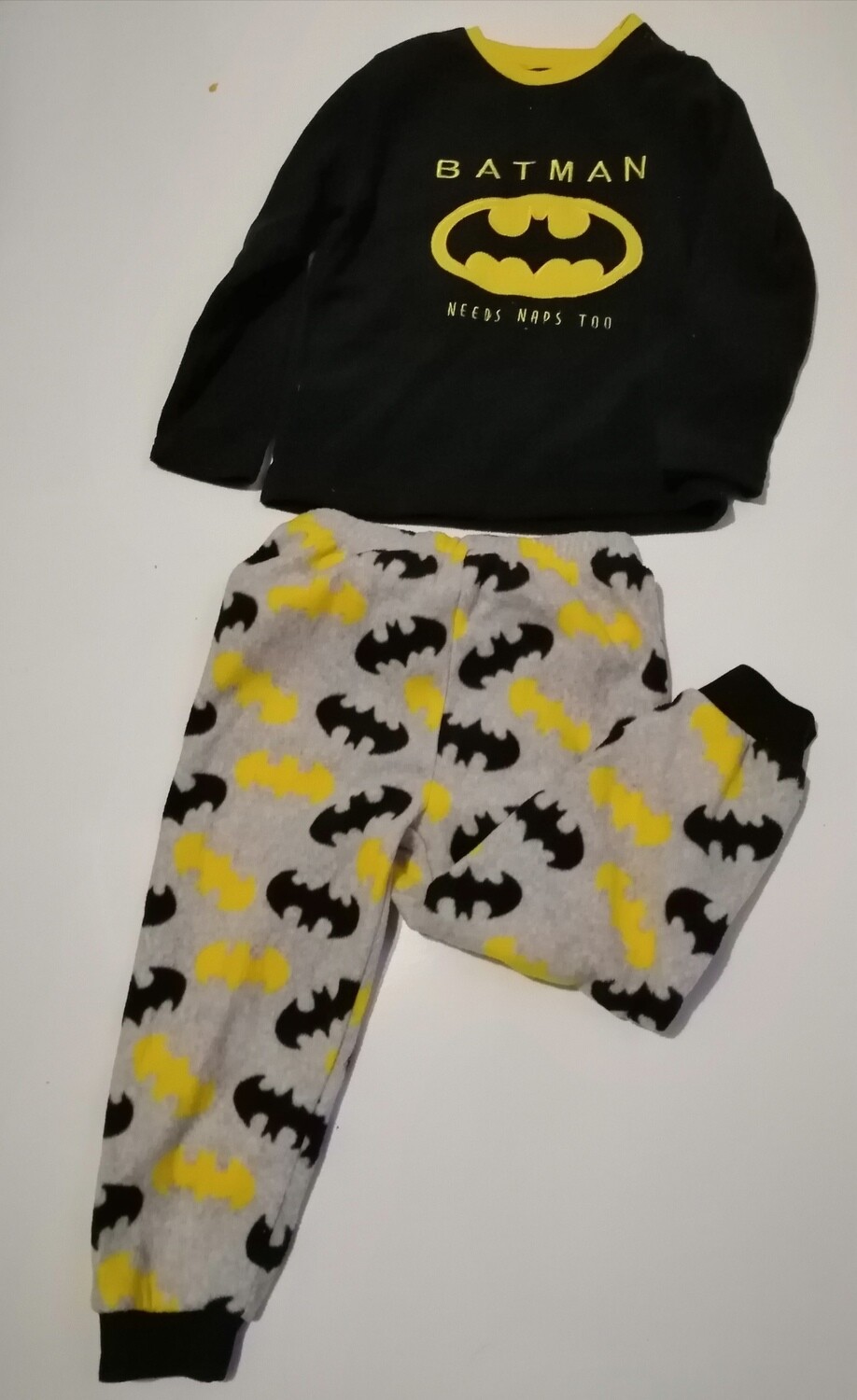 Batman pyjamas size 24 / 36 Months
