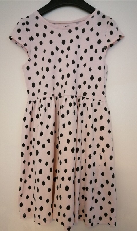 Cream and black Polka dot dress age 4-6yrs old
